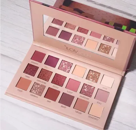 Nude Eyeshadow Palette 18 Color Matte Shimmer Long Lasting