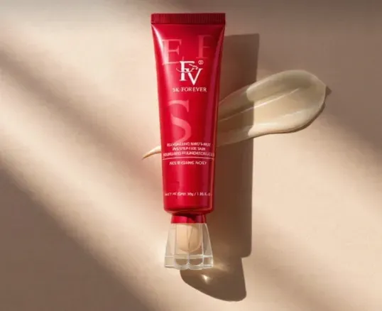 FV Waterproof Liquid Foundation – Long-Lasting Flawless Coverage